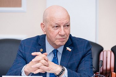 Как обеспечить приток специалистов на предприятия региона